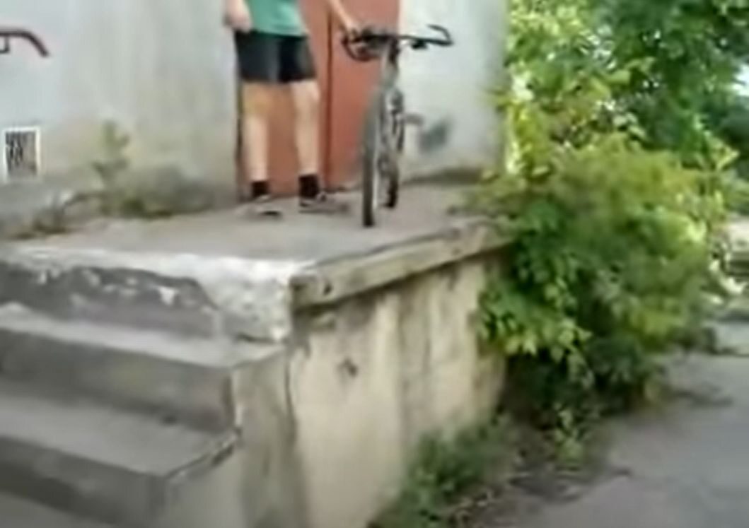 Co słyszy Paweł Jumper tuż przed skokiem?